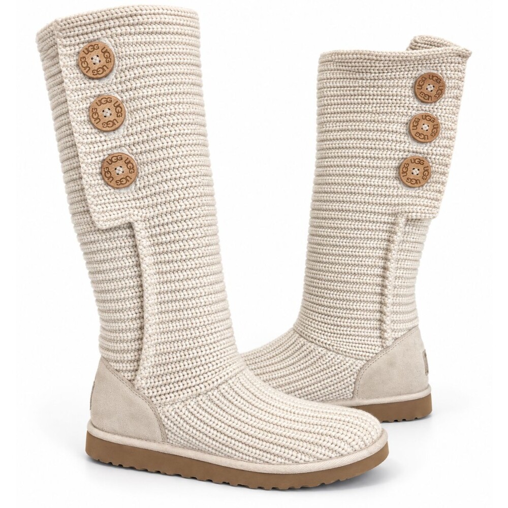 UGG Classic Cardy Cream Knit Tall Sweater Boots 3 Button Womens Size 9